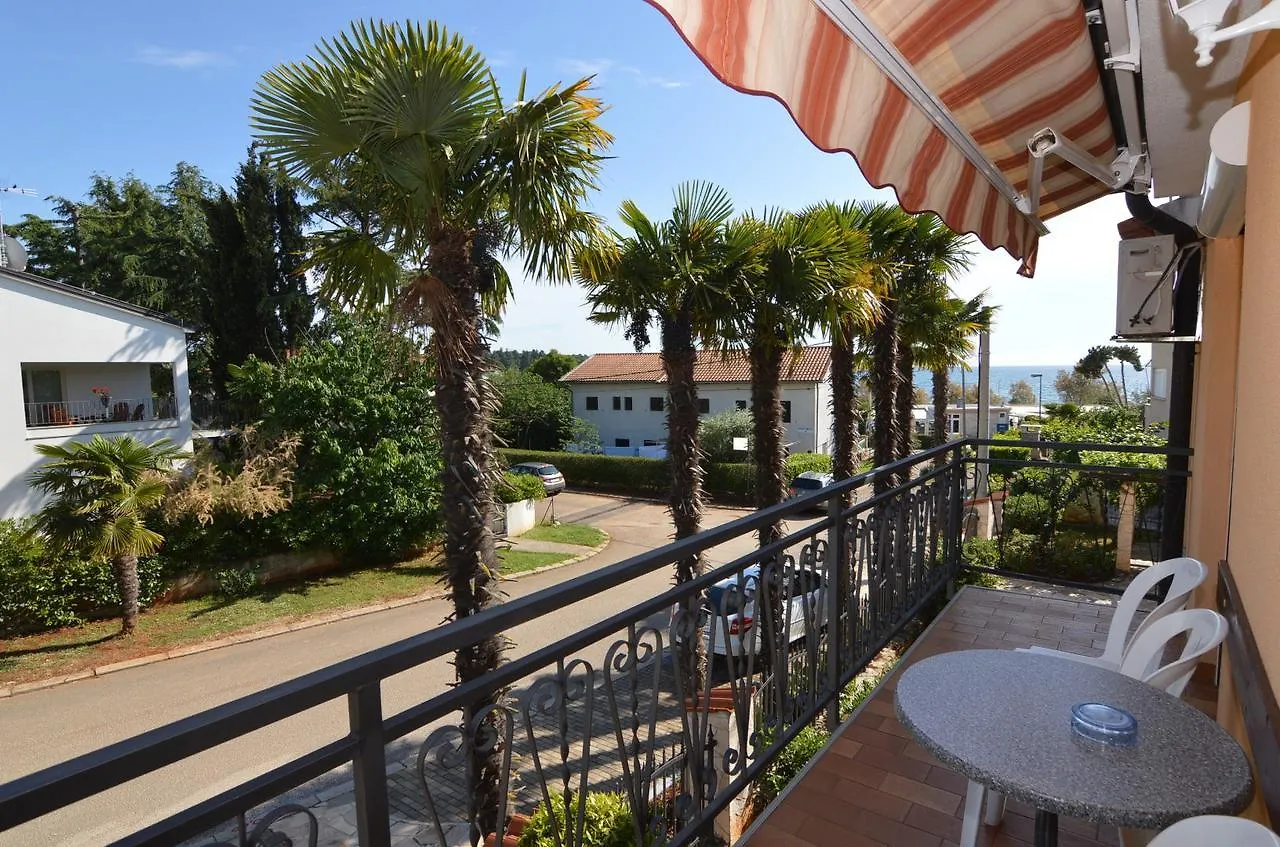 Apartmani Dekovic Materada Poreč 3*,