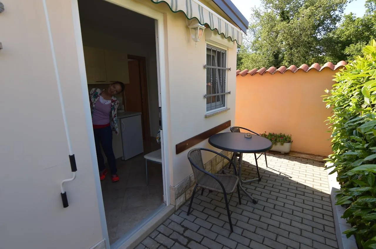 Apartmani Dekovic Materada Poreč Gasthof