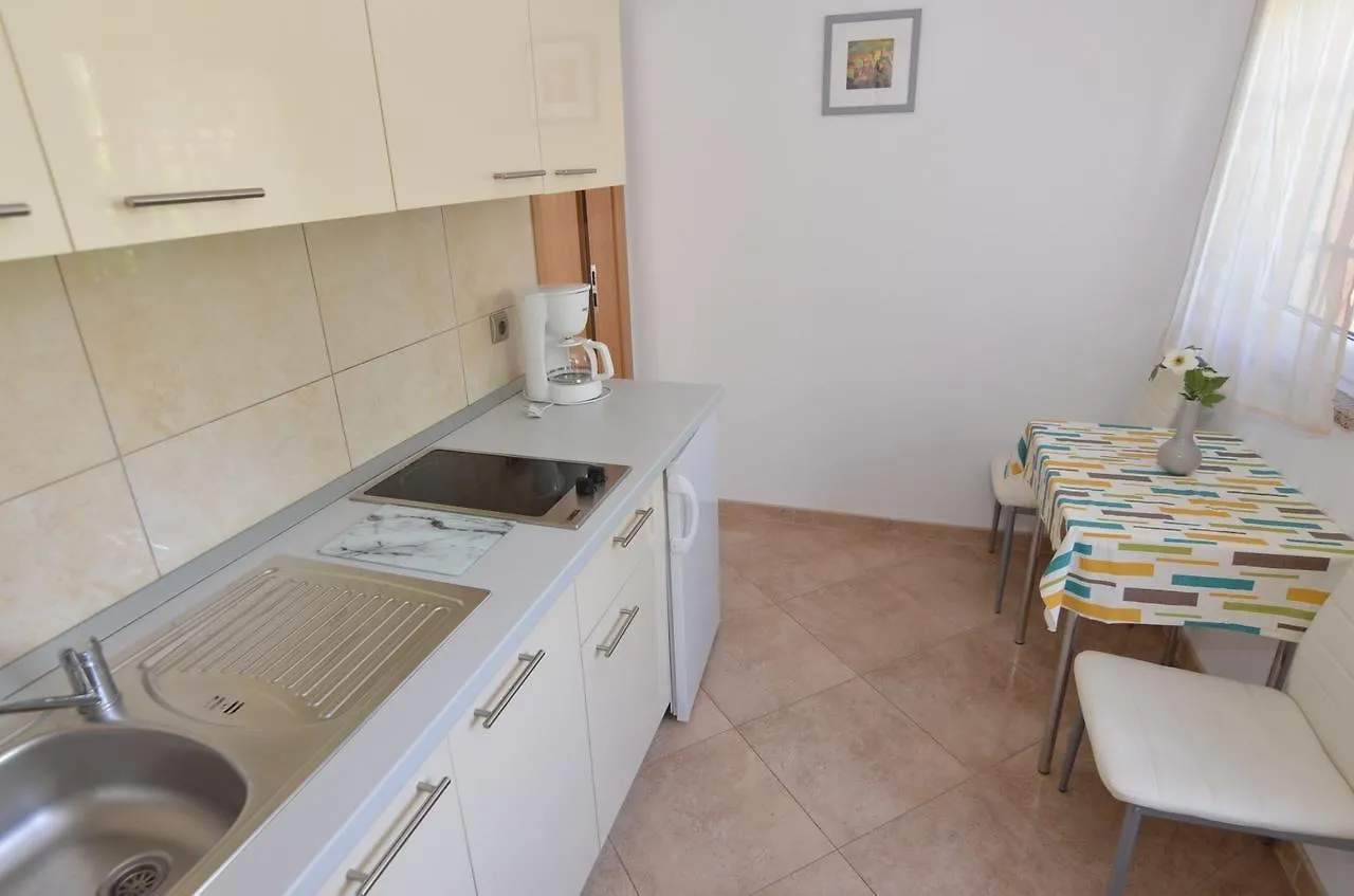 Apartmani Dekovic Materada 波雷奇 3*,  克罗地亚